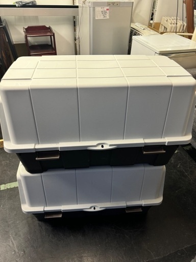 コンテナ　収納用具