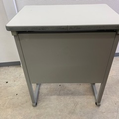 家具 オフィス用家具 机の画像