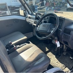 【支払総額10.8万円】激安AT軽トラh22年式サンバートラック 車検付き即日納車可能 エアパワステ付き タイベル交換済み♪の画像