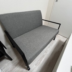  2人掛けソファの画像