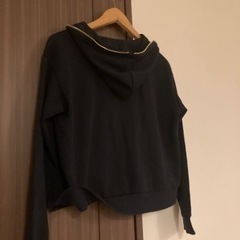 GU フード付きスウェット S ネイビーの画像