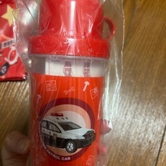 トミカ　お弁当　水筒の画像