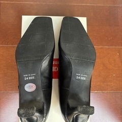 【値下げ】Marie femme  マリーファム ストラップ付き　パンプスの画像