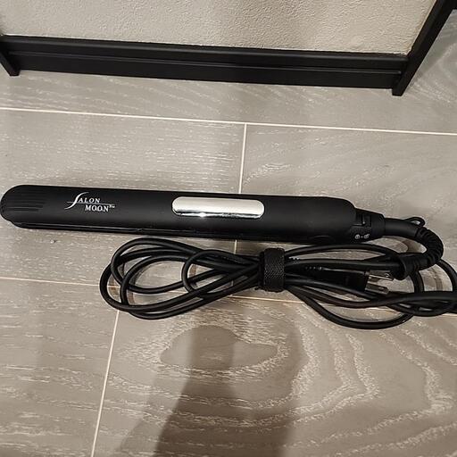 サロンムーン　ストレートアイロン