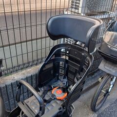 Ｆ10🔴🌀🟢土日も🌕️お子様と🌈土足のまま🔵いろいろなタイプの電動自転車ご試乗可能🟢  🔵電動自転車・リサイクル専門店　🔴　ご試乗をしてから、ご購入できます。  🔴🌀🔴２０インチ、チャイルドシート、２人乗り、３人乗り、１人乗り電動自転車  🔴🔵バカ良心的な電動自転車屋🔴１００日間・安心の無料点検・🌕️無料交換保証サービス付き🟢  🟢後ろチャイルドシートを大きめのかごに変更のオプション無料です。  🔴バッテリーは新品の９０％以上の性能です。  🟣１回の充電で３０Ｋｍ程の画像