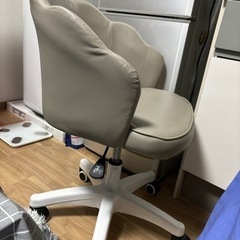 家具 椅子 ダイニングチェアの画像
