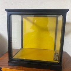 ガラスケース
