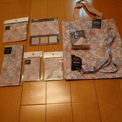 受け渡し予定決定　新品　ウィリアムモリス　フラワー　8点