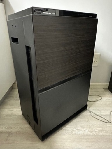 Panasonic 空気清浄機　F-VXT90