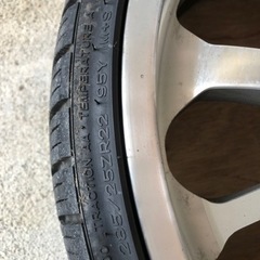 車のパーツ タイヤ、ホイールの画像