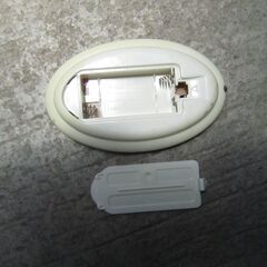 YUASA壁掛け扇風機の画像