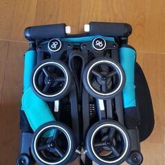 コンパクトに折り畳めるベビーカー　難ありの画像
