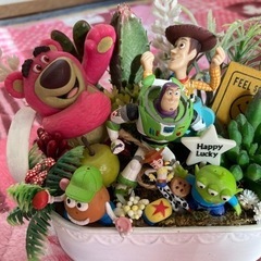 トイストーリー ⭐️植物(造花)リメイク缶の画像
