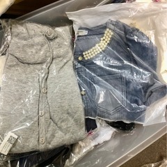 海外からの洋服（ほぼレディース）の画像