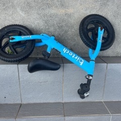 ストライダーの画像
