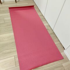 ヨガマット　LAVAの画像