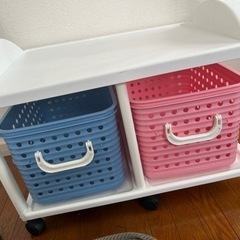 【最終値下げ】ハンガーラック家具 収納家具 おもちゃ箱の画像