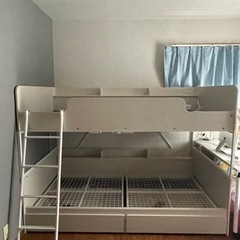 ベッド