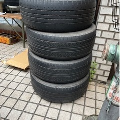 タイヤ、車のパーツ タイヤ