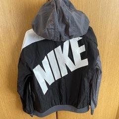 NIKE ジャンバー 男の子の画像