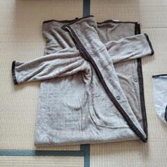 毛布でできたガウンのようなもの服/ファッション