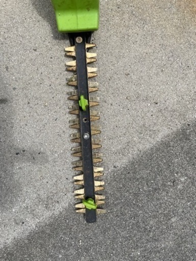 電動トリマー  バッテリータイプ 電動草刈り機