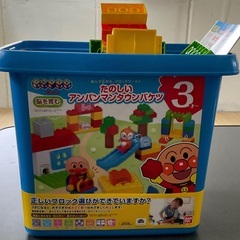 レゴ　たのしいアンパンマンタウンバケツ　3才〜