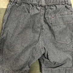 子供服UNIQLOハーフパンツ