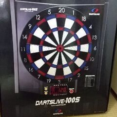 決まりました【中古美品】DARTSLIVE100S本体+BLITZERダーツボードスタンドのセット!!すぐにプレー出来ます!!の画像