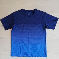 ユニクロ 140cm ドライTシャツの画像