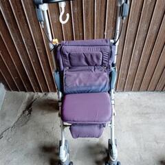 手押し車　歩行補助器具　４輪カート