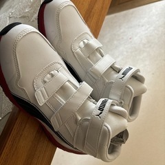 靴/バッグ 靴 スニーカーの画像