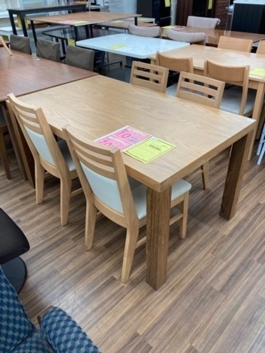 ダイニングセット4人用