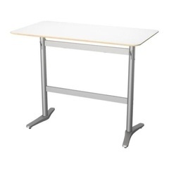 IKEAダイニングテーブルとイス4脚セット