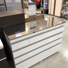 取りに来れる方限定！引き出し付きのキッチンボードです！