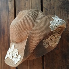 値下げ帽子A thena New York   