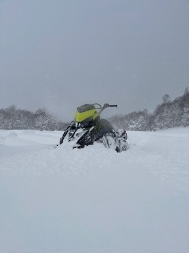 ポラリス　スノーモービル2022年 680,000円