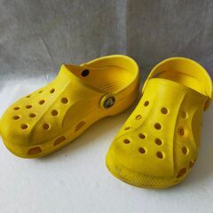 ●Crocs サンダル　黄色　17.5-18cm