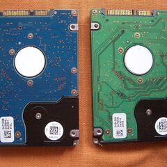 中古 2.5インチ 内蔵用 HDD 120GB HITACHI 120GB ✕ 2の画像