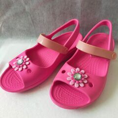 【Crocs】 サンダル　ピンク　18.5cm　女の子♪