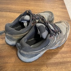 トレッキングシューズの画像