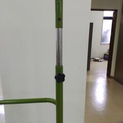 筋トレ、懸垂、ぶら下がり棒の画像