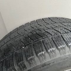 車のパーツ タイヤ、ホイールの画像