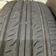 車のパーツ タイヤ、ホイールの画像