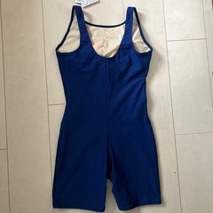 女性限定　新品ミズノ水着の画像