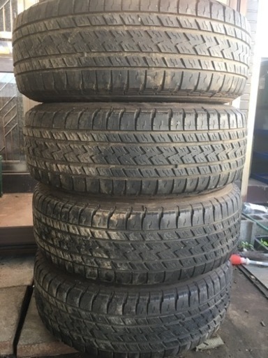 車のパーツ タイヤ、ホイール