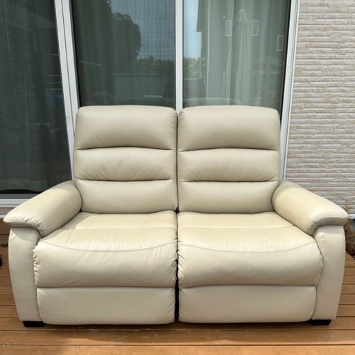 【極美品2024年購入品！】2人掛け電動リクライニングソファ(Nビリーバ2 革BE)定価129,900円