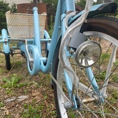 自転車 折りたたみ自転車の画像