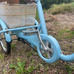 自転車 折りたたみ自転車の画像