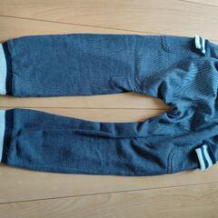 130　黒系　ズボンの画像